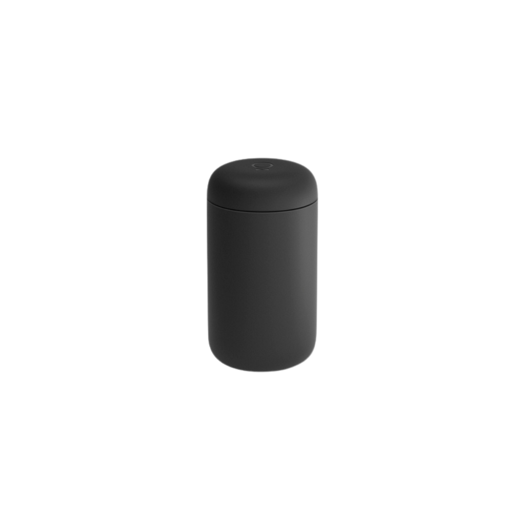 Fellow Carter Move Mug 355 ml - Čierna