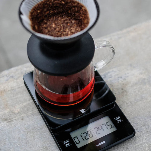 Hario Barista Glass Scale (VSTGB-2000-B) – Čierna