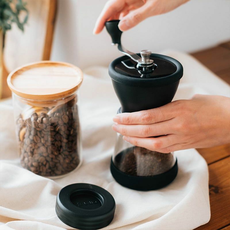Hario Ceramic Coffee Mill Skerton N - Ručný Mlynček