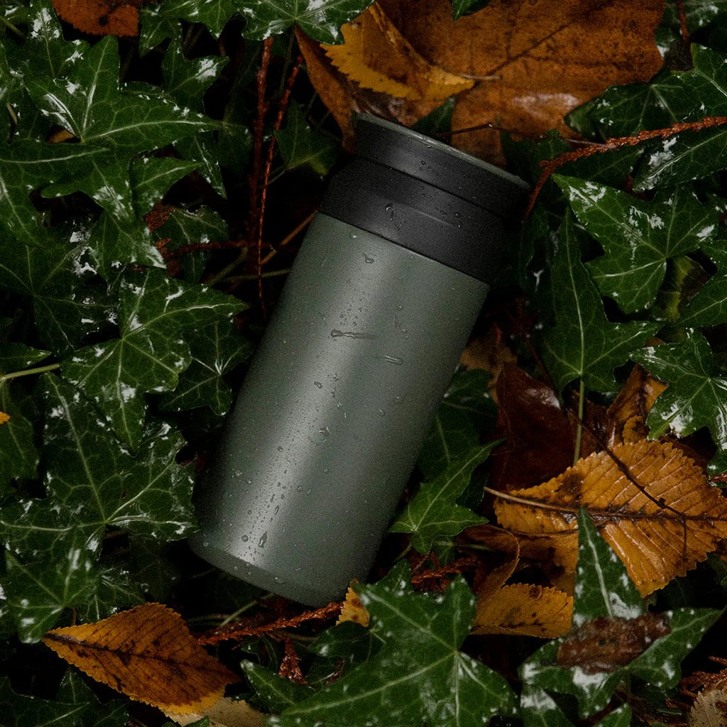 Kinto Travel Tumbler 350 ml - Tmavo zelená